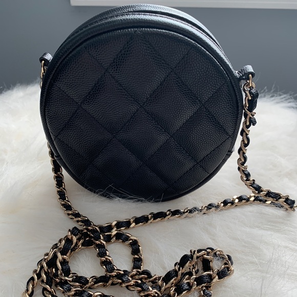 Chanel Caviar Quilted Black Clutch - Picture 5 of 10